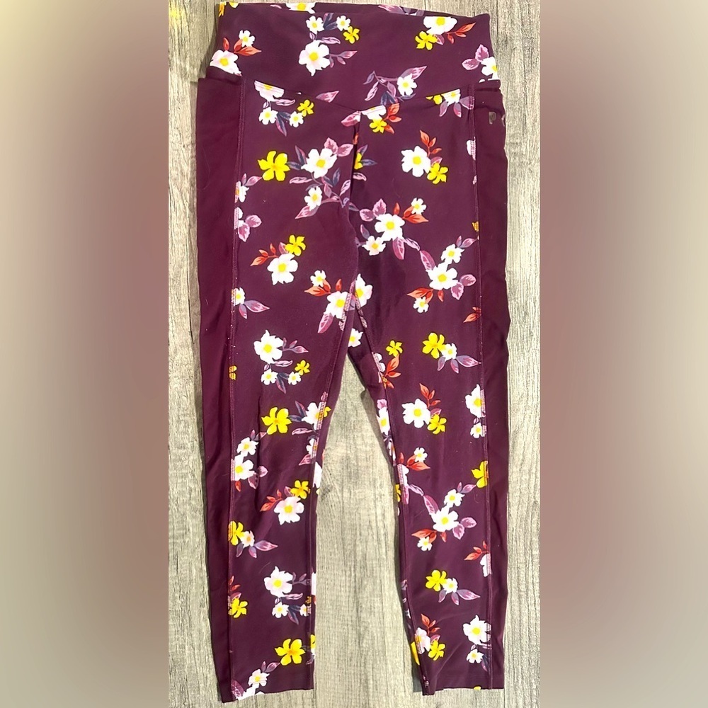 PINK Victoria’s Secret Maroon Floral Leggings Size Medium
